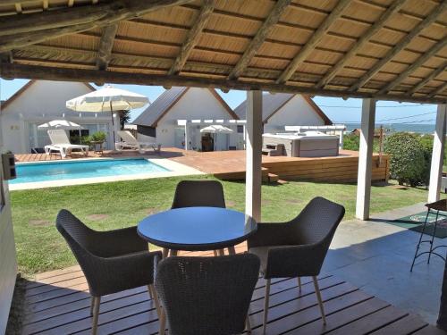 Kanaloah Lodge & Cabins – Photos 4