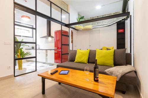 Ever House - ALCALA LOFT
