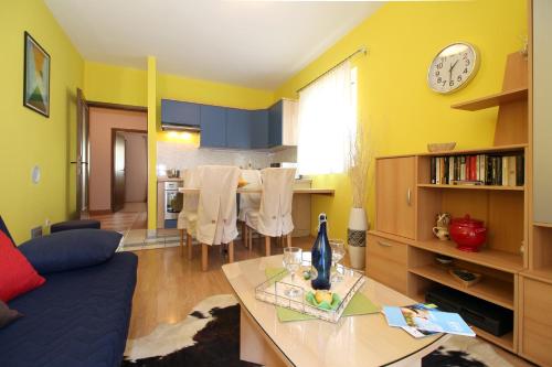 Apartment Eda