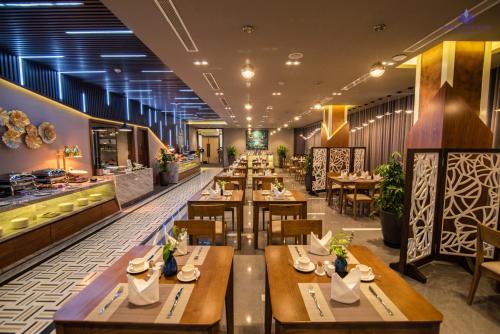 Imagen de la galería de Purple Lotus Hotel, en Hải Dương