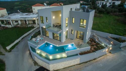 Πισίνα στο ή κοντά στο VILLA FULMAR