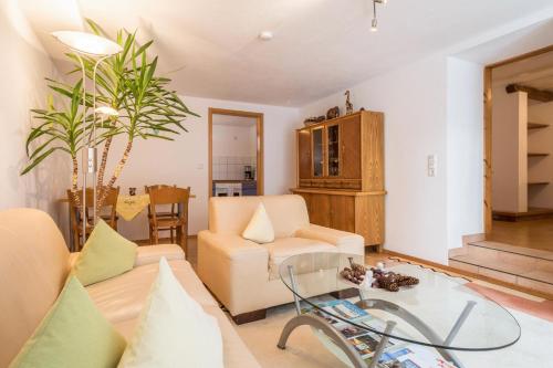 Area soggiorno di Ferienwohnung im alten Forsthaus
