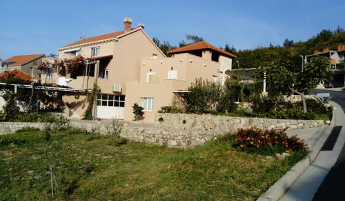 Apartments Karoma