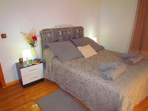 Ένα ή περισσότερα κρεβάτια σε δωμάτιο στο Apartamentos Casas Rurales "Paraje San Blas" TR-BA-00166