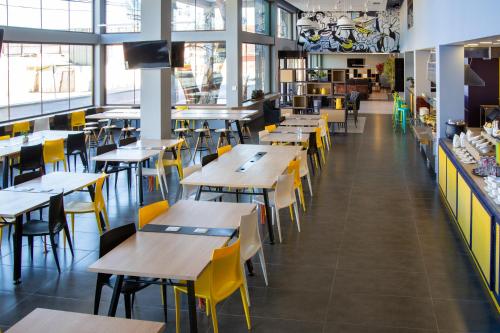 Restaurace v ubytování Hotel Modular Express Calama