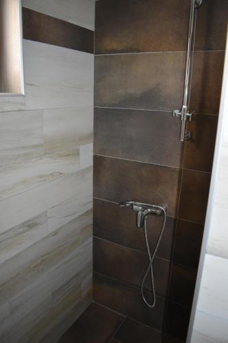Bilik mandi di Apartman G1 u Milmari kompleksu - Kopaonik