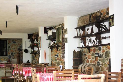 Restaurace v ubytování Sofra E Shpatit