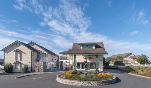 Emerald Dolphin Inn & Mini Golf – Photos 4