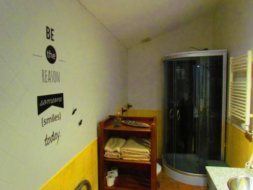 Ένα μπάνιο στο Apartamentos Casas Rurales "Paraje San Blas" TR-BA-00166