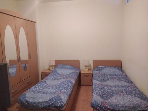 Katil atau katil-katil dalam bilik di BOROVETS Royal Plaza - A409