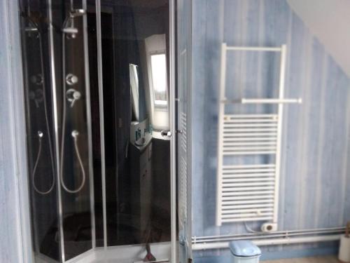 Ένα μπάνιο στο Gites 10km de Granville, Hudimesnil