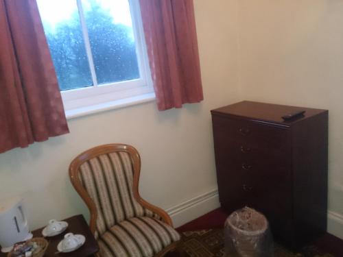 Gambar di galeri bagi OYO Rose & Crown Hotel di Bainbridge