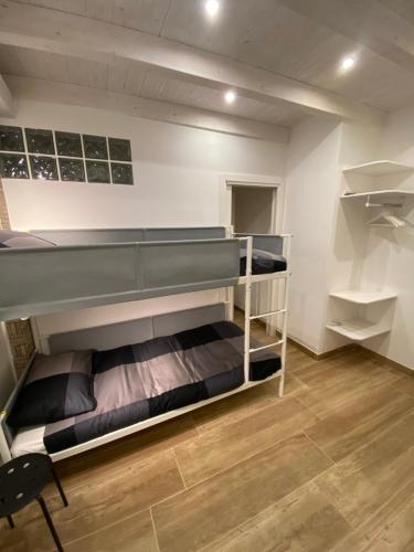 Una cama o camas en una habitación de Zen Beach Home