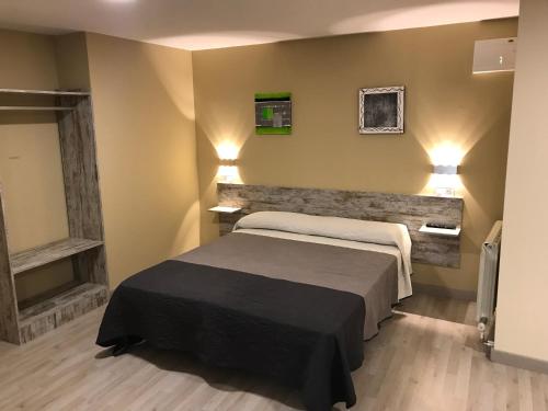 Hotel Hostal Manila (Spanje Manresa) - Booking.com