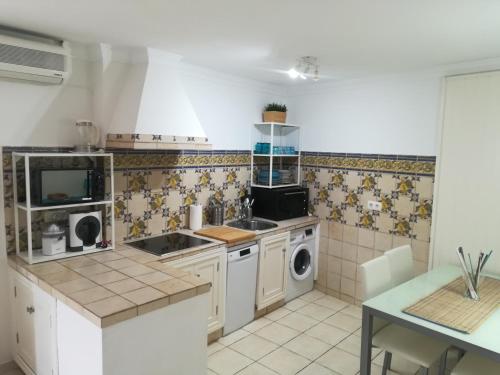 Vacation Home Casa La Luna, Almuñécar, Spain - Booking.com