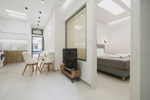 Peris 1 - Central Apt near Old Town with Parking