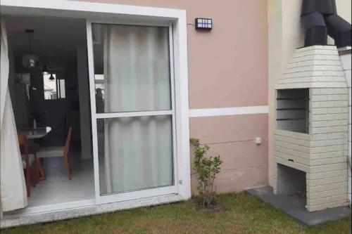 Budova, kde se prázdninový dům nachází