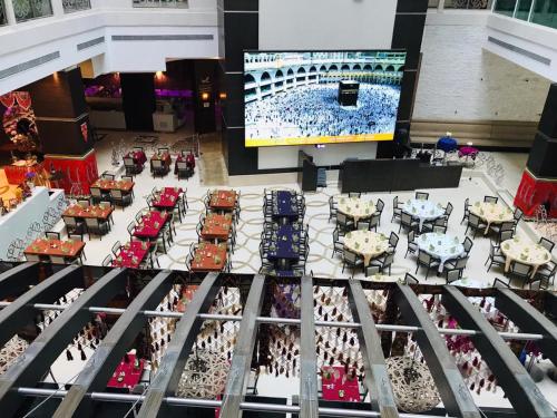 Restaurace v ubytování Holiday Inn Meydan by IHG