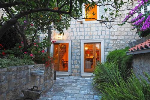 4 bedroom Villa in old Cavtat