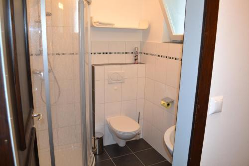 A bathroom at Appartements Bürger