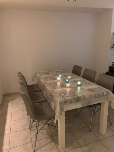 
Dining area at the apartment
