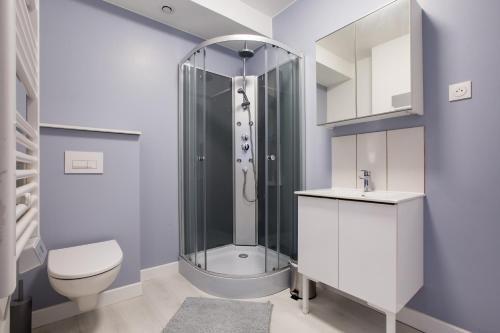 Vonios kambarys apgyvendinimo įstaigoje Grand appartement avec 3 salles de bain