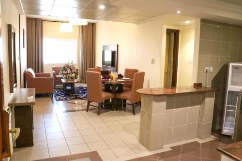  Spark Residence Hotel -  Room  picture :   Tea/Coffee maker    Shower    Bath                           