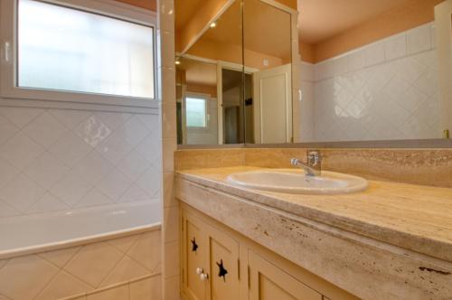 Et badeværelse på Xalet prat xirlo