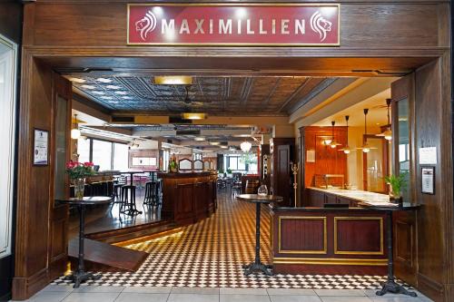 Ο χώρος του lounge ή του μπαρ στο DAVINCI Hotel on Nelson Mandela Square