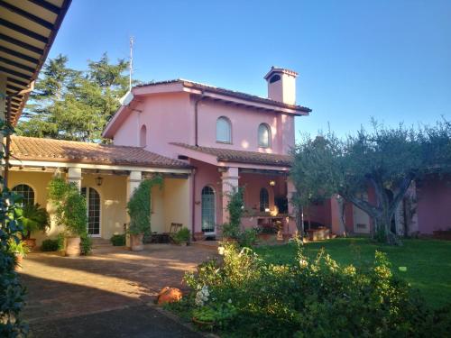 Villa Olivo, Roma, Italy
