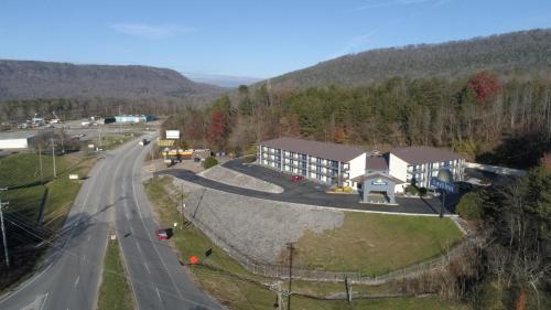 an aerial view of a building next to a road at Days Inn by Wyndham Chattanooga Lookout Mountain West in Chattanooga