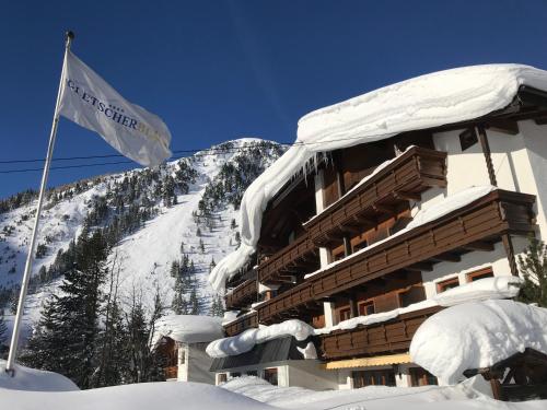 冬のHotel Gletscherblickの様子