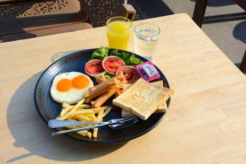 Jídlo v penzionu nebo okolí