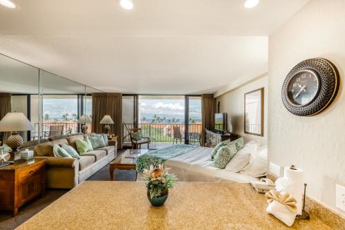 Gallery image of Kaanapali Shores 732 in Kahana