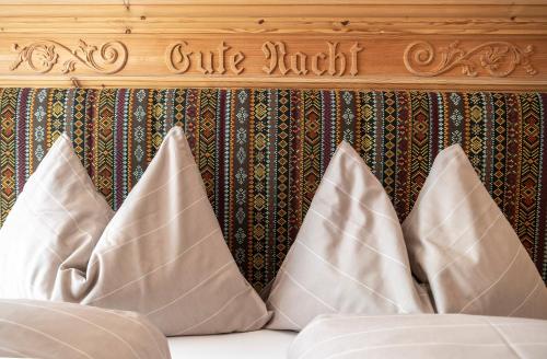 Cama o camas de una habitación en Hotel Paradies