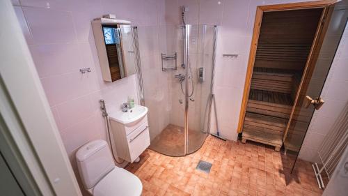 Gallery image of Hotel Aakenus Holiday Home Koivu in Rovaniemi