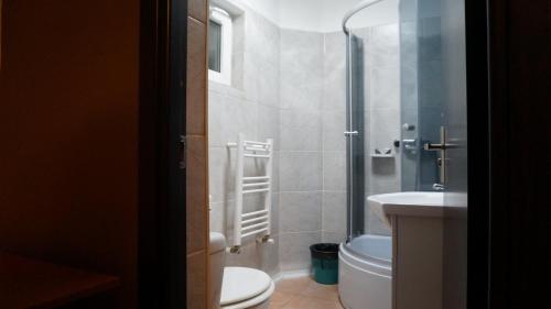 Un baño de Buget B&B