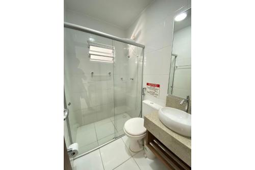 Vonios kambarys apgyvendinimo įstaigoje Residencial Gaivotas 06 - 1 Quartos - Melhor custo beneficio Ingleses