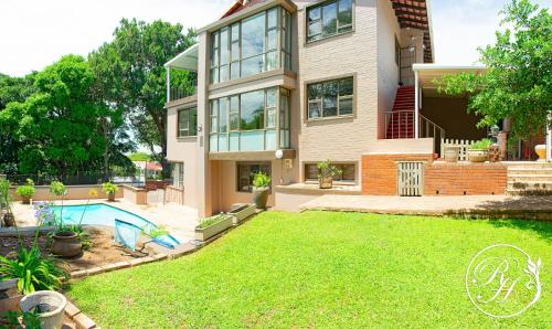 Gallery image of Roseland House Self Catering in Durban