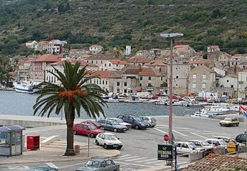 Apartment Zoro - 30 m from sea