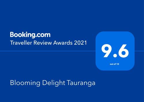 Certificado, premio, señal o documento que está expuesto en Blooming Delight Tauranga