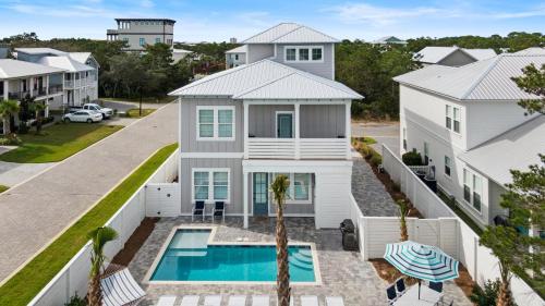 Brand New Home! 7 Bedroom, 8 Bath, A Private Pool! Free 6 Passenger Golf Cart!, Destin (FL), United States