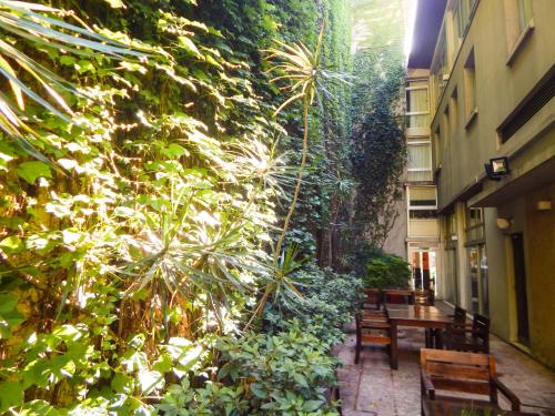 Κήπος έξω από το Ribera Sur Hotel