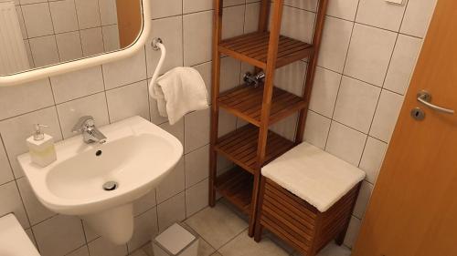 Et badeværelse på AAA-Apartment 2
