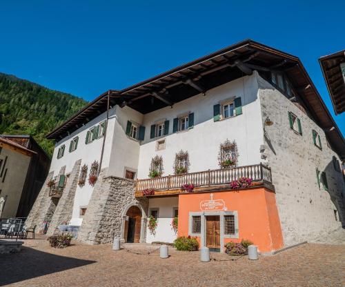 Palazzo Lodron Bertelli. Dimora Storica & Spa, Caderzone Terme – Updated  2022 Prices