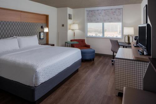 Holiday Inn Tampa Westshore - Airport Area, an IHG Hotel Image