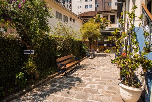 Jardín al aire libre en Pousada Dom Petrópolis