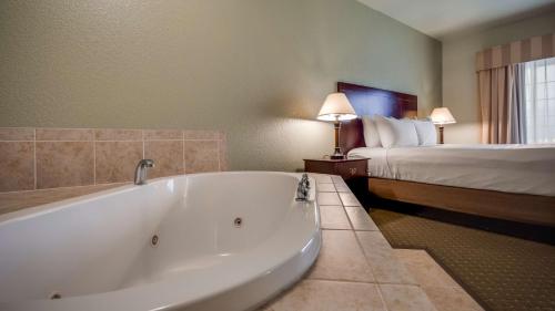 Foto da galeria de Best Western Plus Bayshore Inn em Eureka