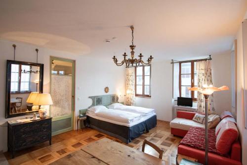 Afbeelding uit fotogalerij van Boutique-Hotel Guesthouse Le Locle in Le Locle