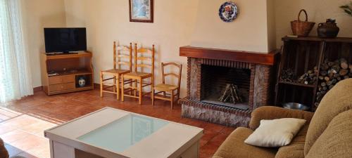 Apartamento Rural Coll dAres, Ares del Maestre – Updated ...